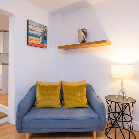 Modern Apt Near Gardens With Large Decking Area - Vivre Retreats Bournemouth Exterior foto